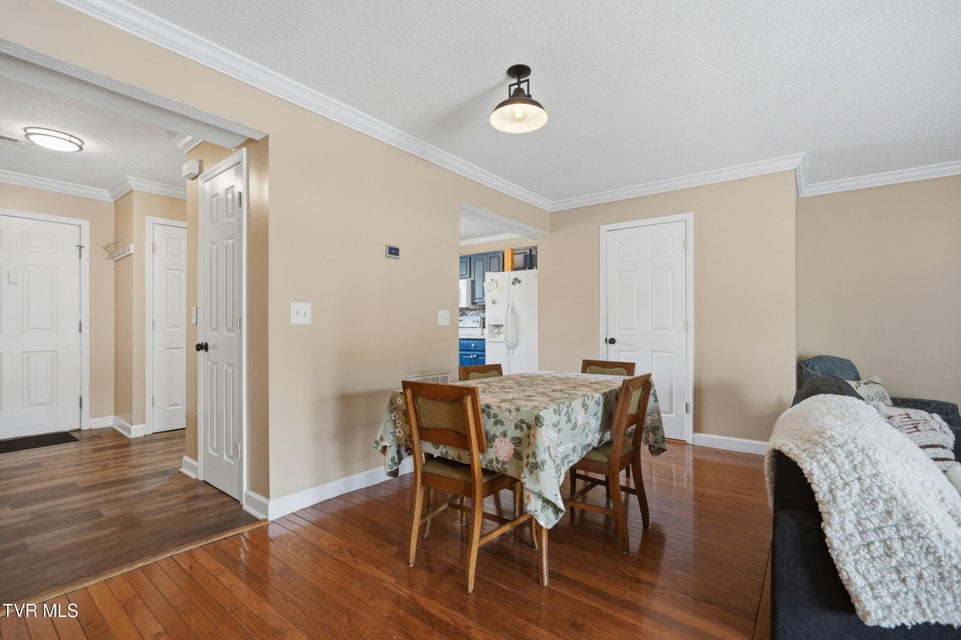 Photo #7: 2101 Cherokee Road