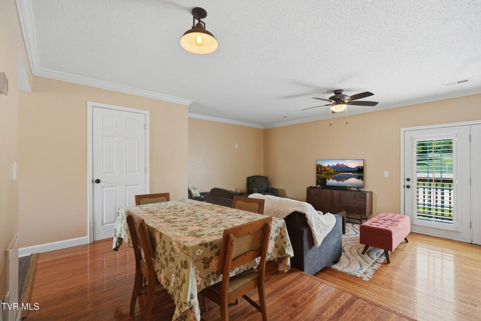 Photo #8: 2101 Cherokee Road