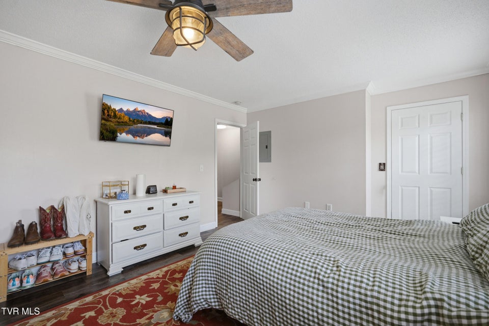 Photo #18: 2101 Cherokee Road