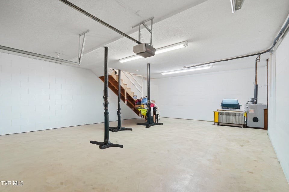 Photo #22: 2101 Cherokee Road