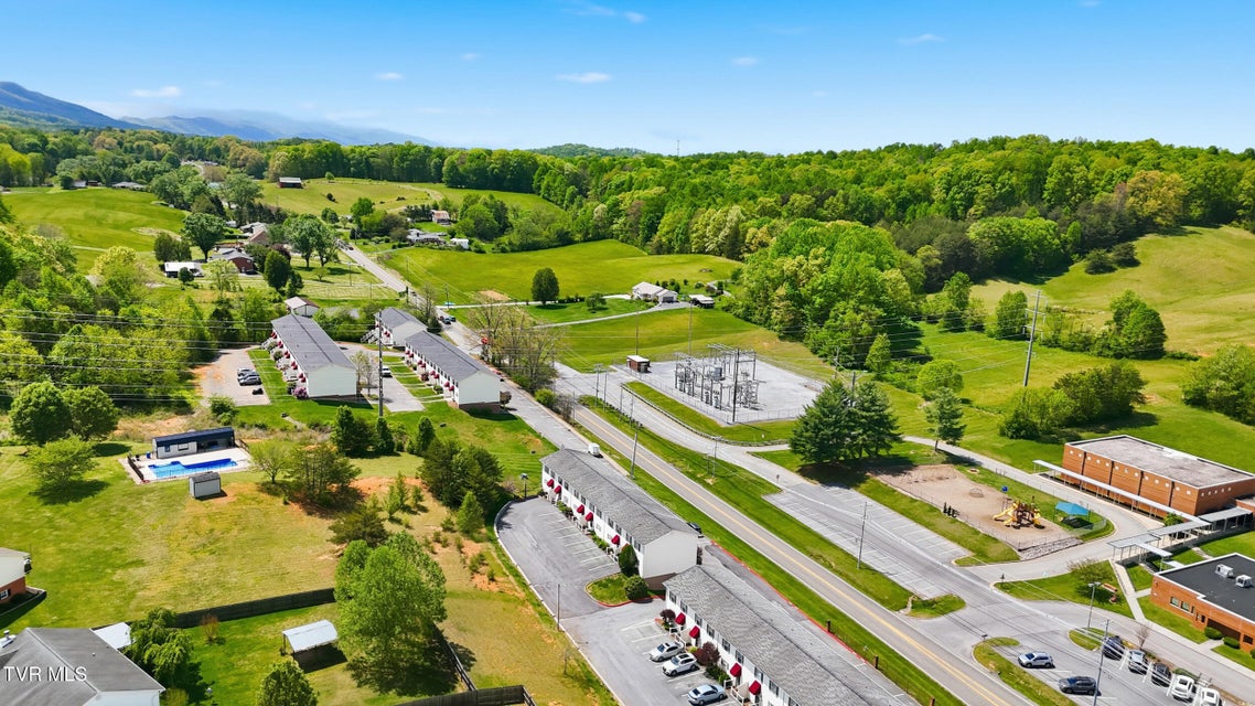 Photo #25: 2101 Cherokee Road