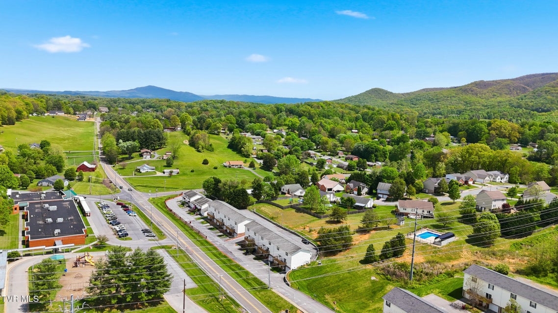 Photo #30: 2101 Cherokee Road