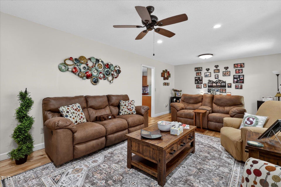 Photo #9: 603 Blue Springs Road