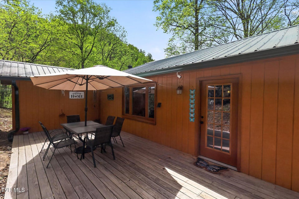 Photo #31: 603 Blue Springs Road