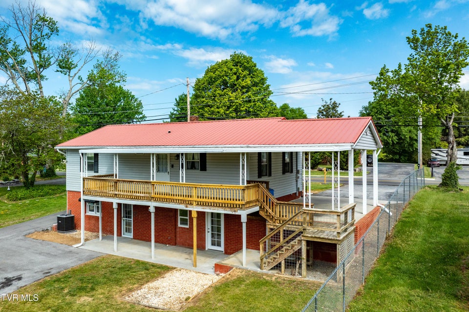 Photo #45: 518 Main Street