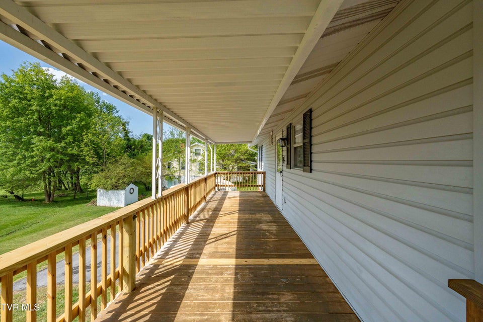 Photo #37: 518 Main Street