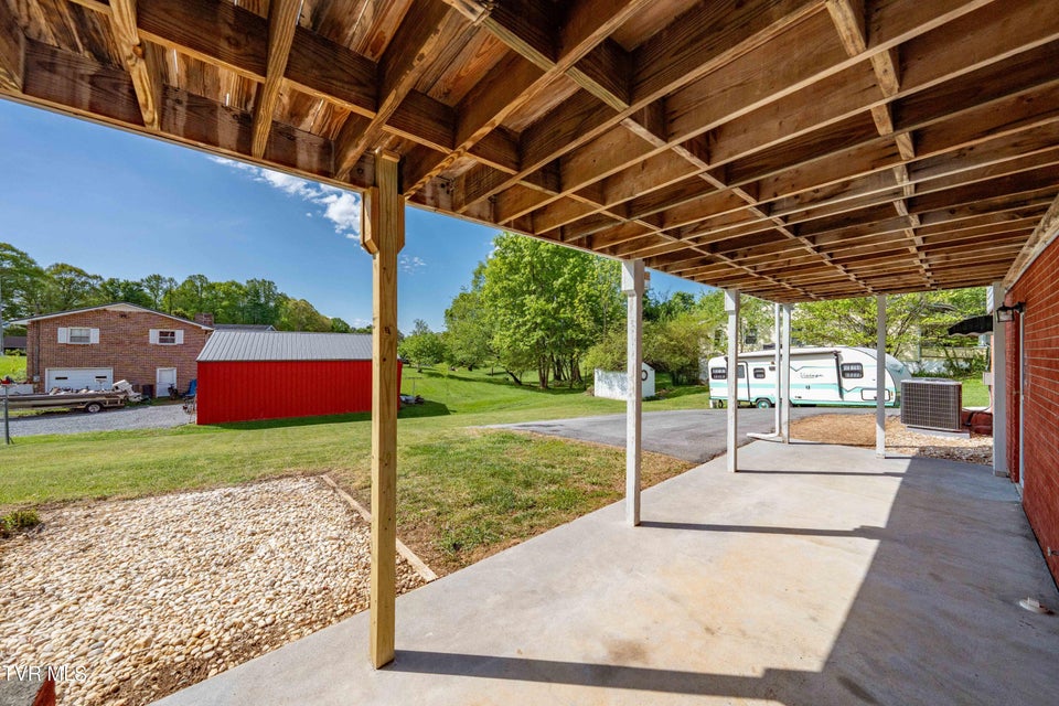 Photo #49: 518 Main Street