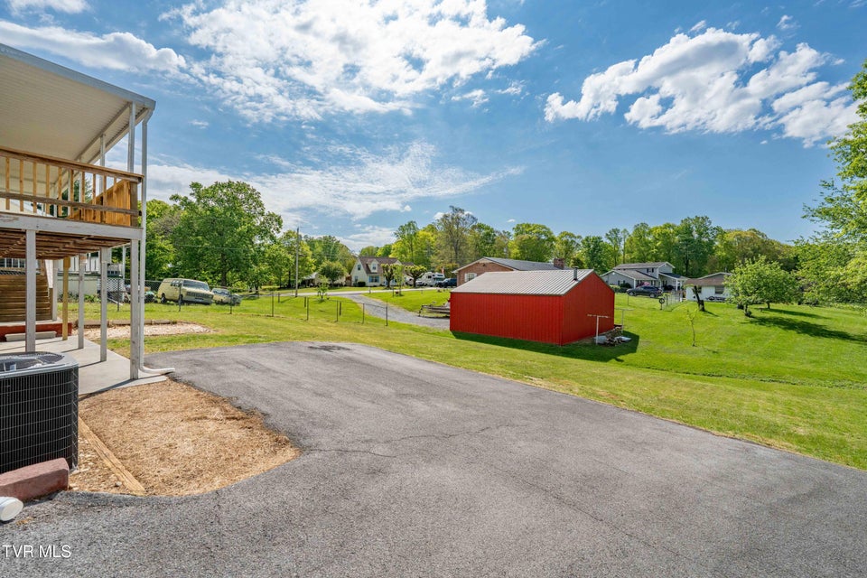 Photo #46: 518 Main Street