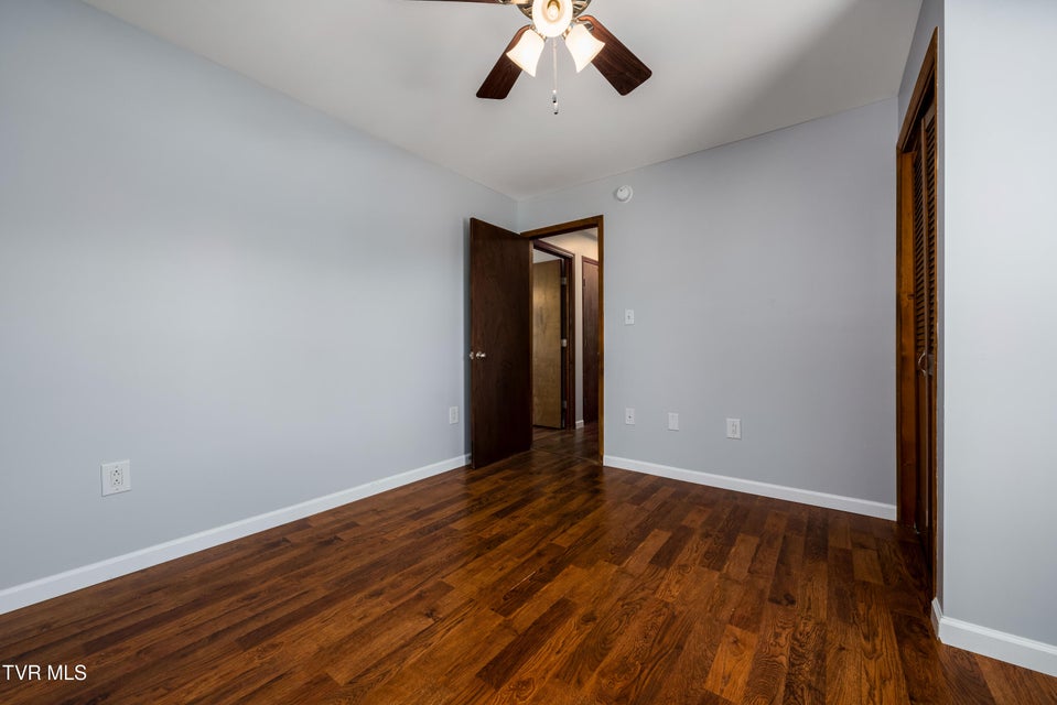 Photo #19: 518 Main Street