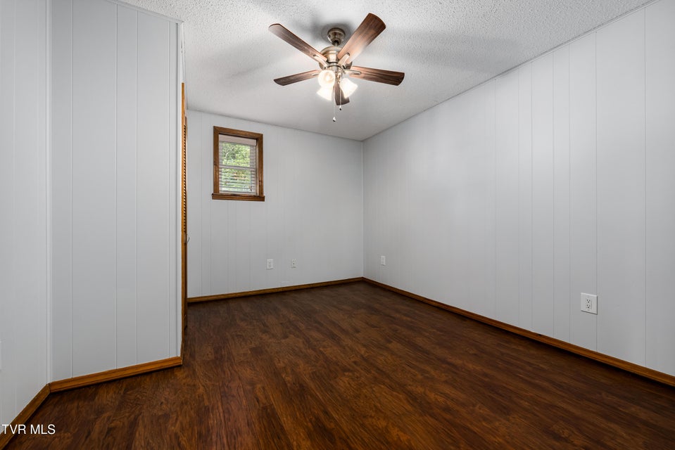 Photo #23: 518 Main Street