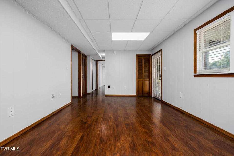 Photo #26: 518 Main Street