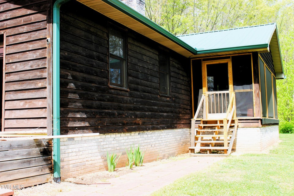 Photo #17: 2193 Burem Road