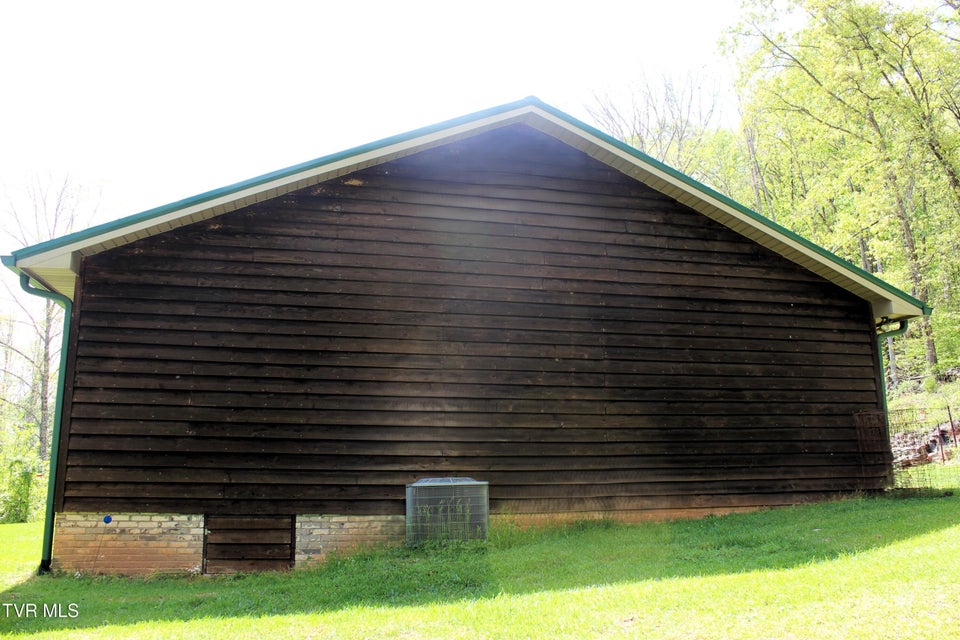 Photo #18: 2193 Burem Road