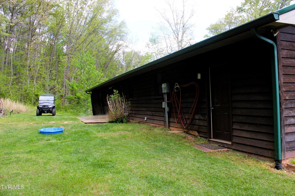 Photo #23: 2193 Burem Road