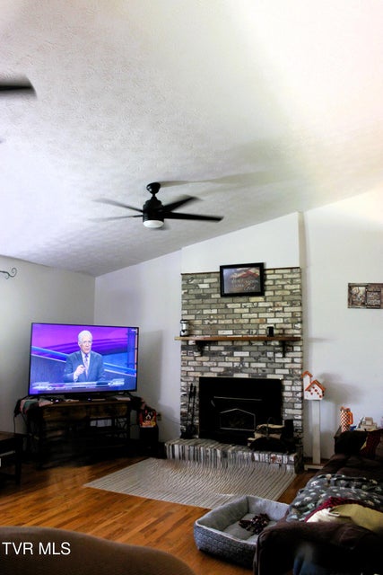 Photo #37: 2193 Burem Road