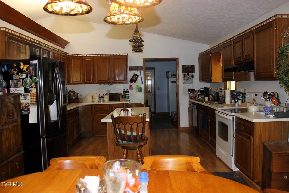 Photo #44: 2193 Burem Road