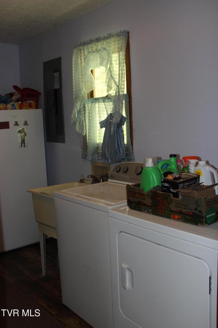 Photo #49: 2193 Burem Road