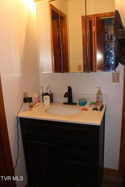 Photo #72: 2193 Burem Road