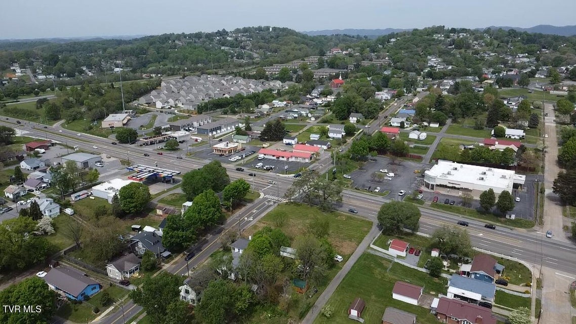 Photo #18: 1401 Stone Drive