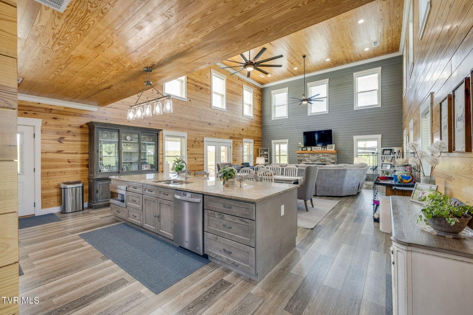 Photo #23: 1600 Mary Lamons Road