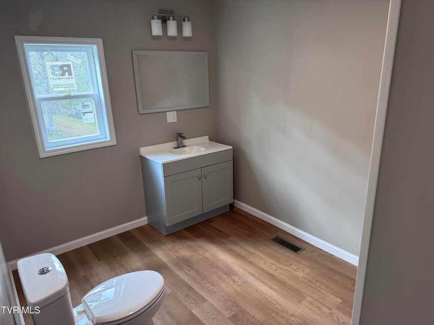 Photo #7: 230 Hamilton Road