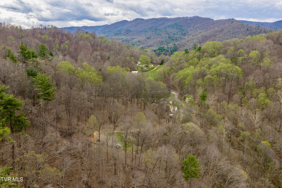 Photo #4: 394 & 400 Bishop Hollow Road