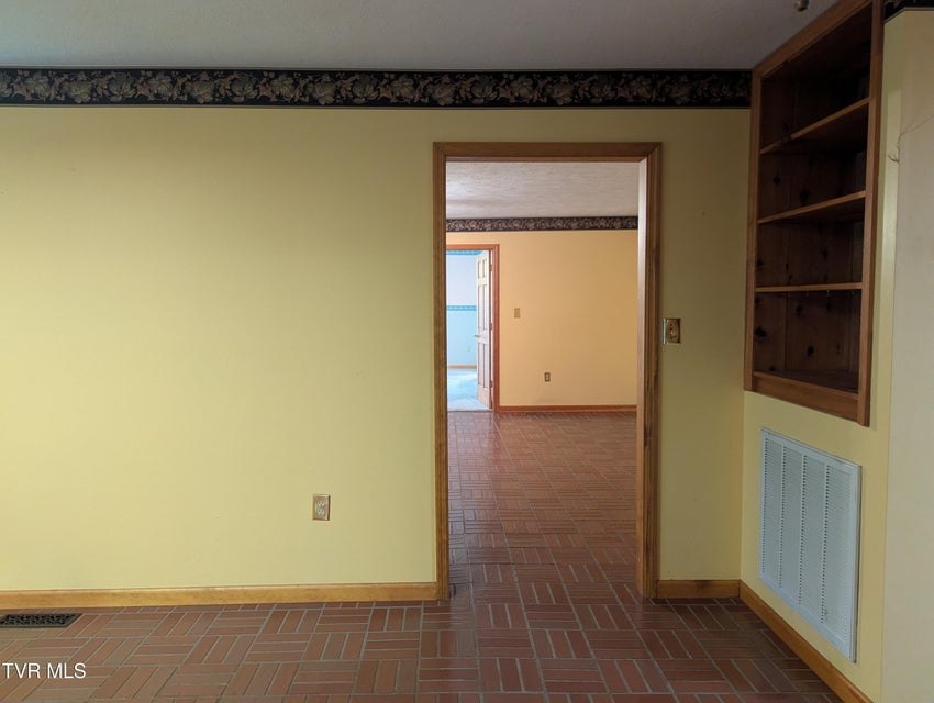 Photo #36: 1473 Oasis Road