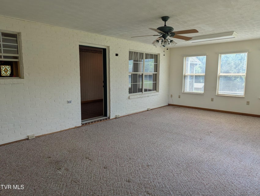 Photo #45: 1473 Oasis Road