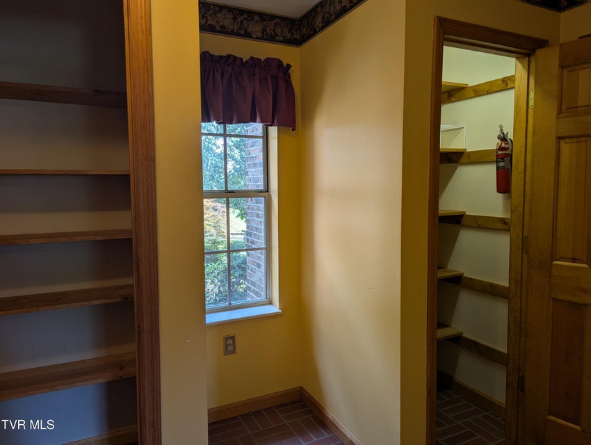 Photo #48: 1473 Oasis Road