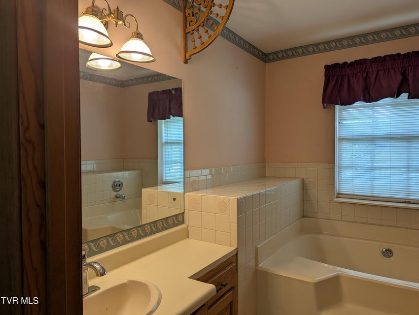 Photo #68: 1473 Oasis Road