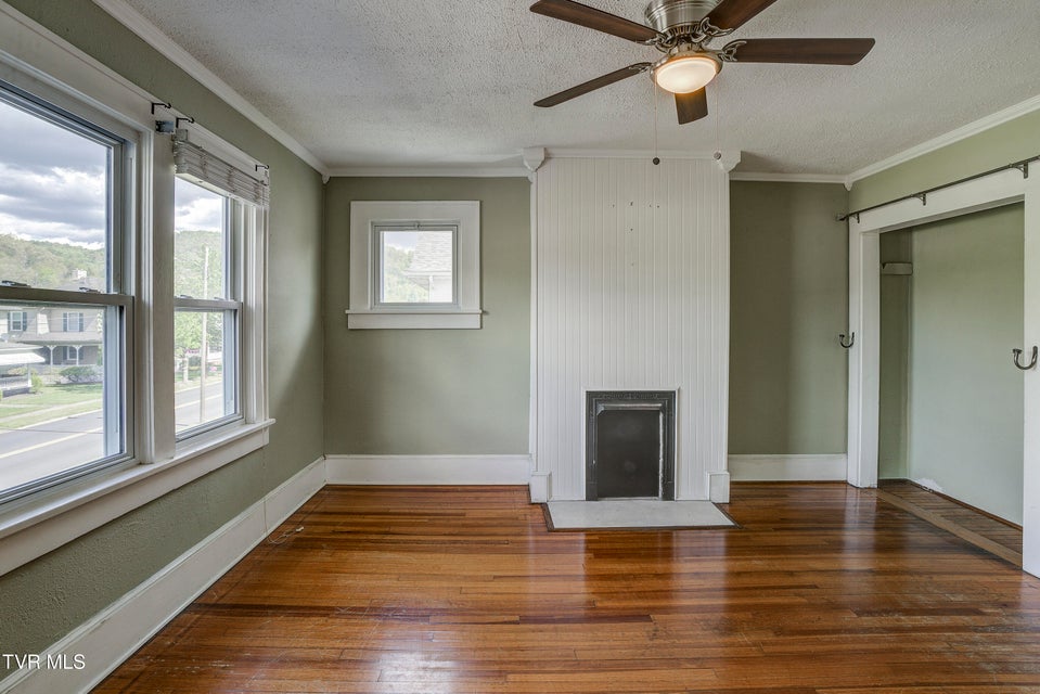 Photo #30: 312 Love Street