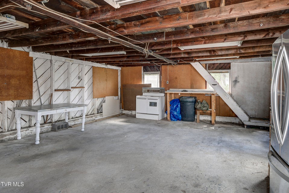 Photo #48: 312 Love Street