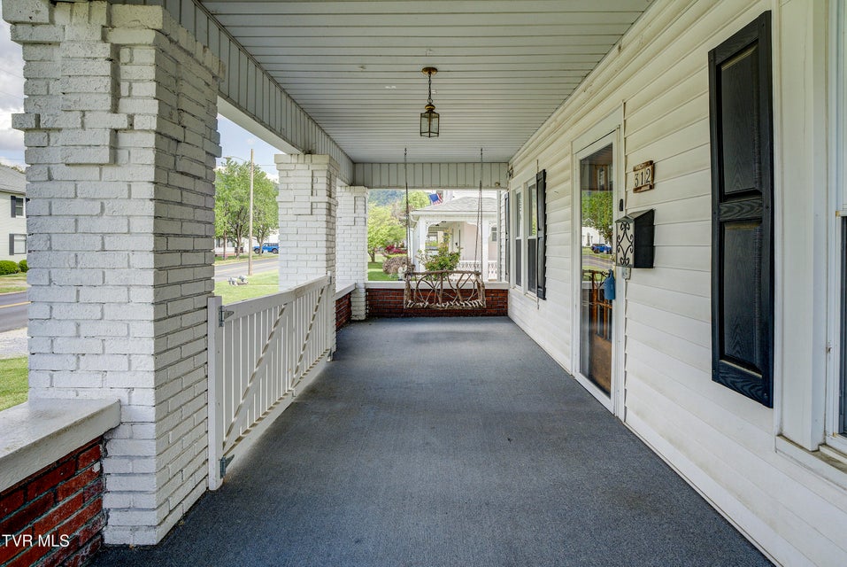 Photo #4: 312 Love Street