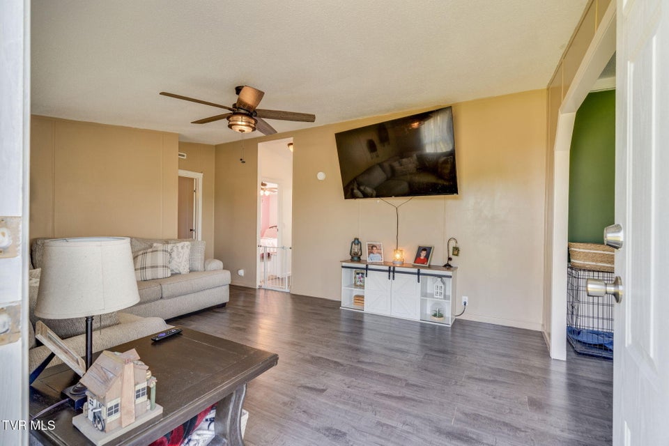 Photo #4: 104 Bacon Road