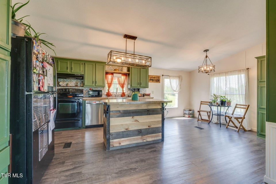 Photo #9: 104 Bacon Road