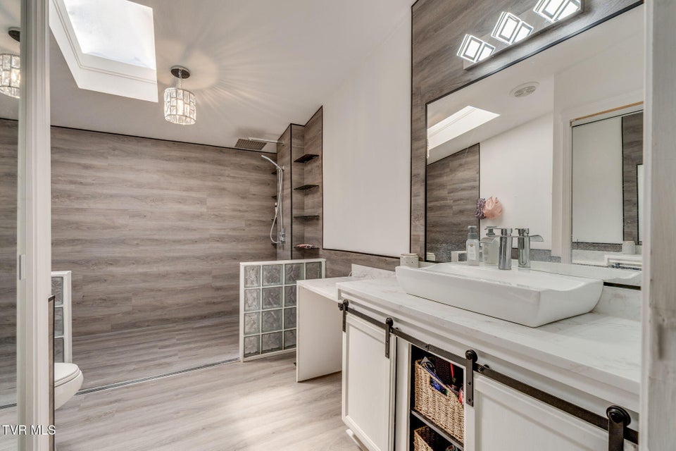 Photo #16: 104 Bacon Road