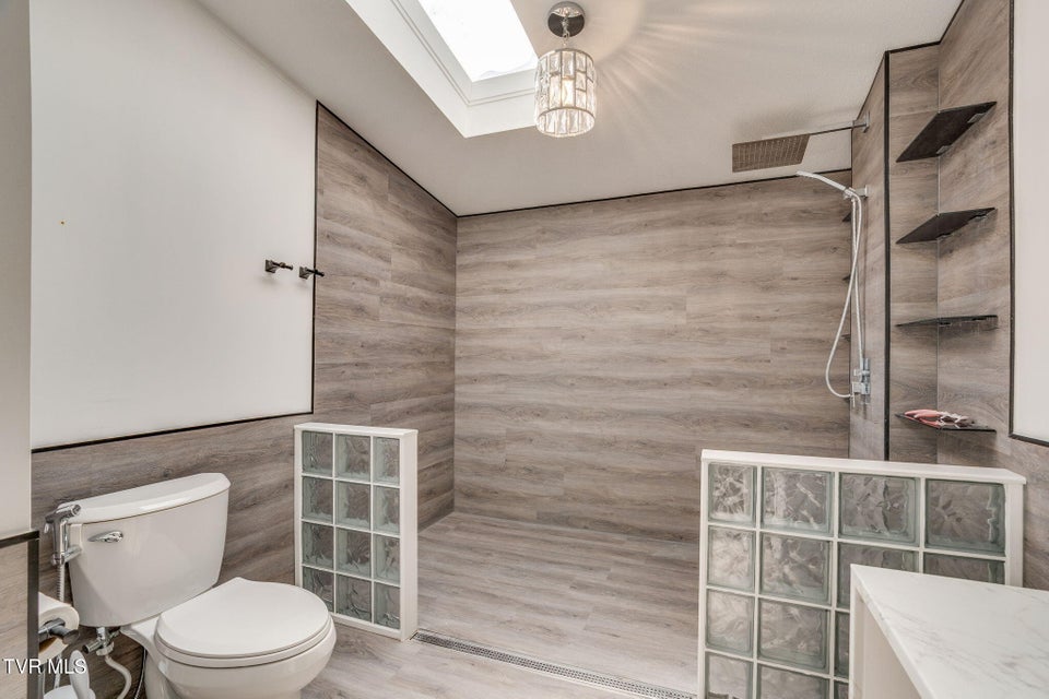 Photo #17: 104 Bacon Road