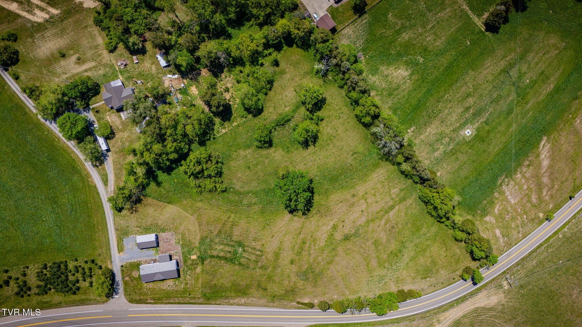 Photo #35: 104 Bacon Road