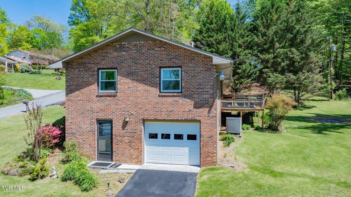 Photo #29: 314 Woodvale Road