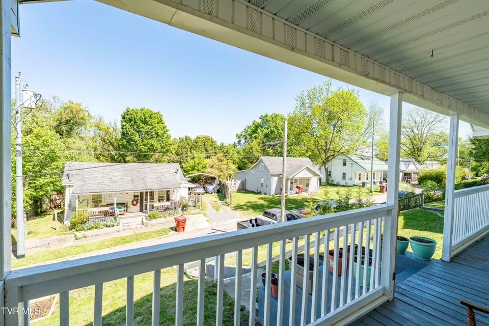 Photo #26: 304 Chestnut Street