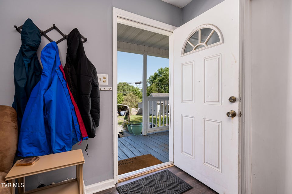 Photo #2: 304 Chestnut Street