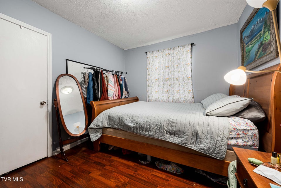 Photo #15: 304 Chestnut Street