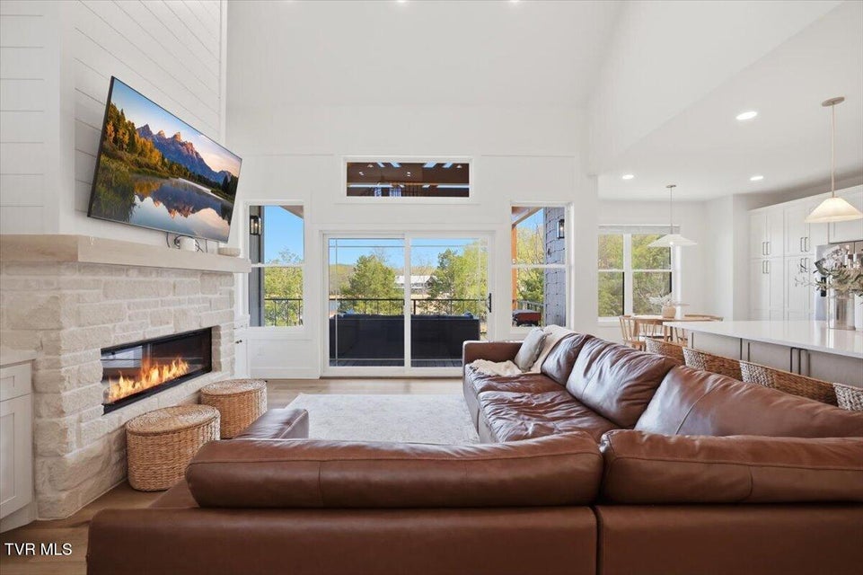 Photo #17: 3135 Bridgewater Boulevard