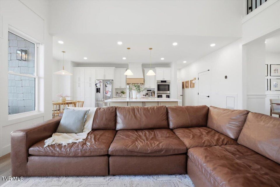 Photo #18: 3135 Bridgewater Boulevard