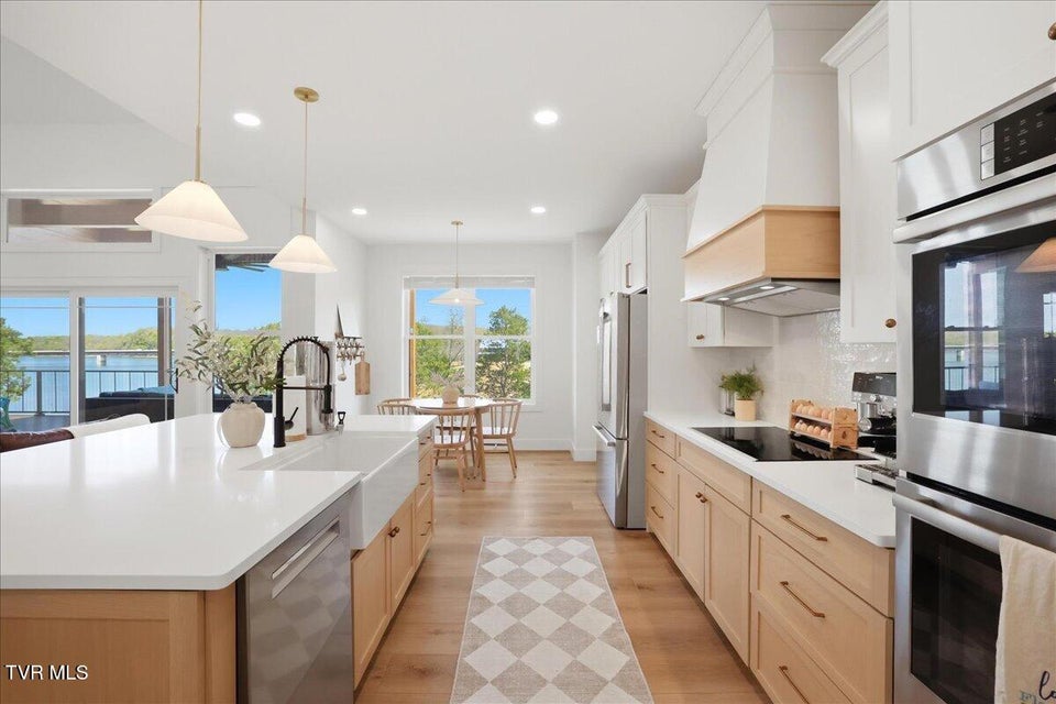 Photo #25: 3135 Bridgewater Boulevard