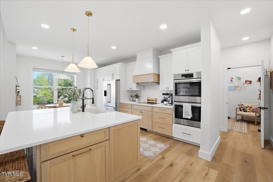 Photo #26: 3135 Bridgewater Boulevard