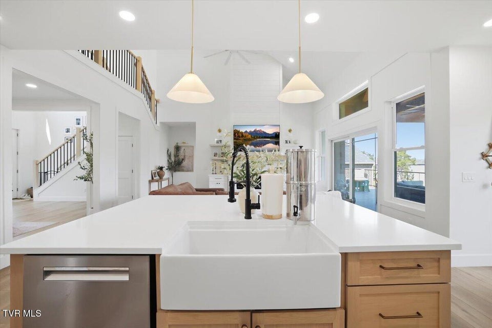 Photo #28: 3135 Bridgewater Boulevard