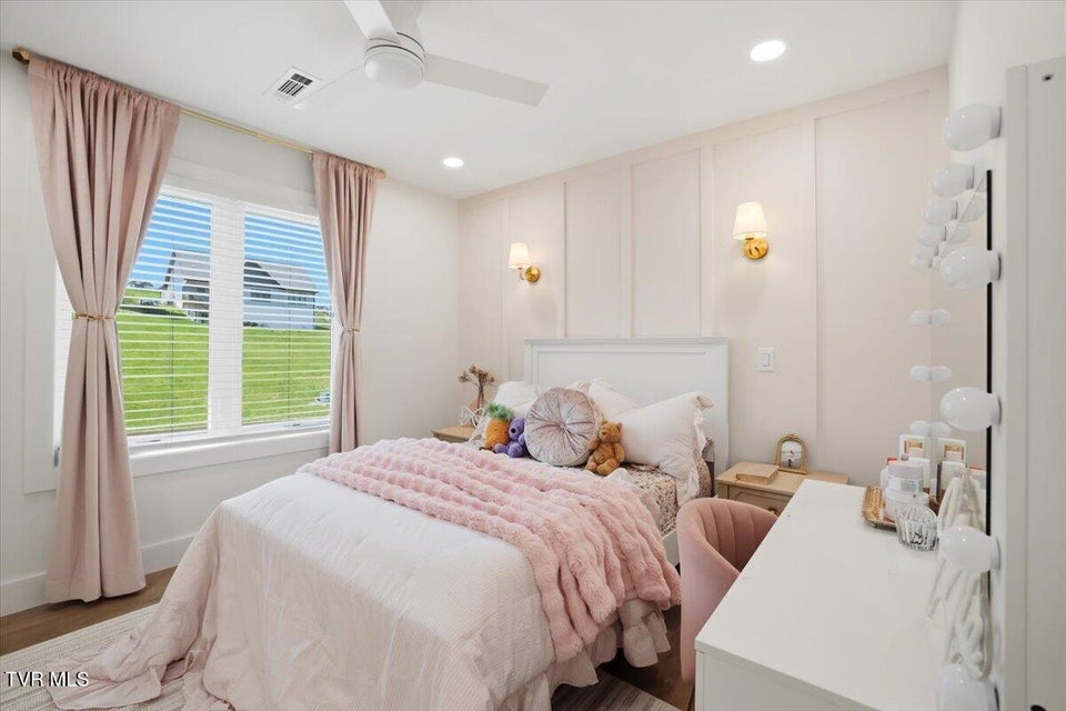 Photo #49: 3135 Bridgewater Boulevard