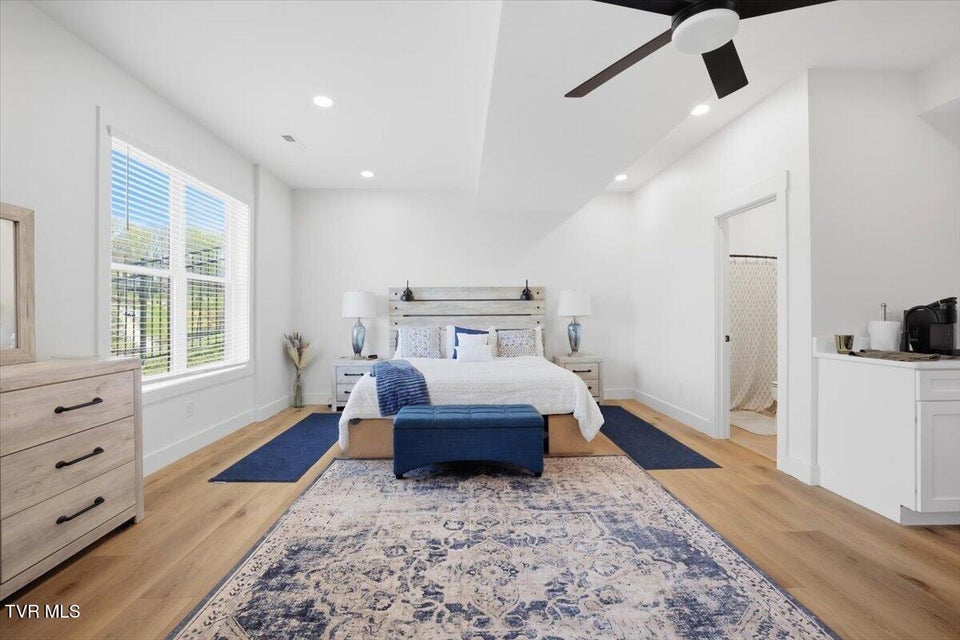 Photo #52: 3135 Bridgewater Boulevard