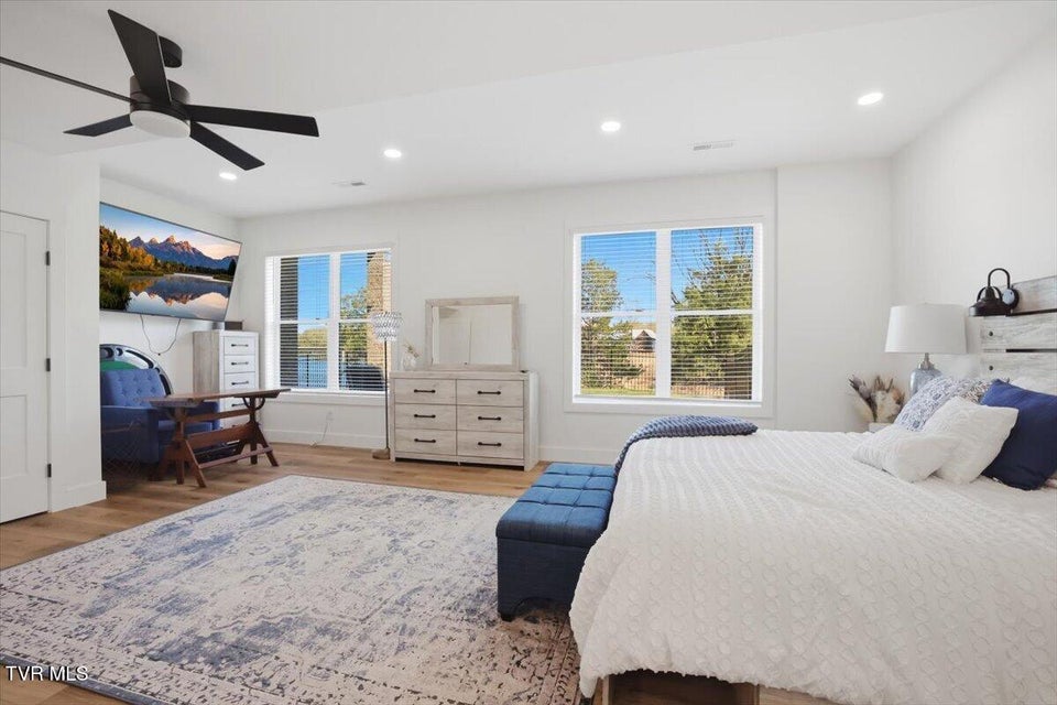 Photo #54: 3135 Bridgewater Boulevard